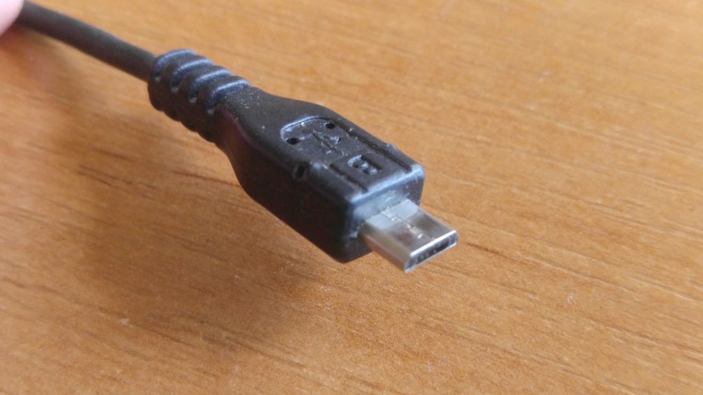 Зарядное устройство NOKIA AC-10E  (Micro USB) - фото фото фото 2