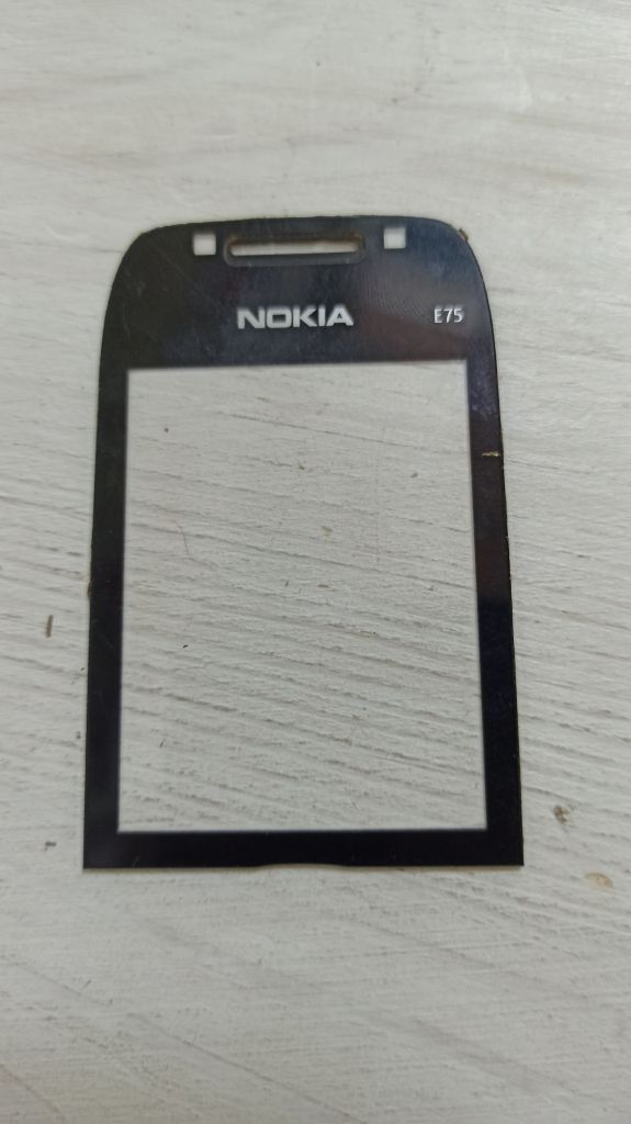 Nokia E75 стекло оригинал б.у - фото фото фото 0