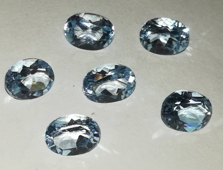 Натуральный топаз голубой 8x6mm - фото фото фото 4