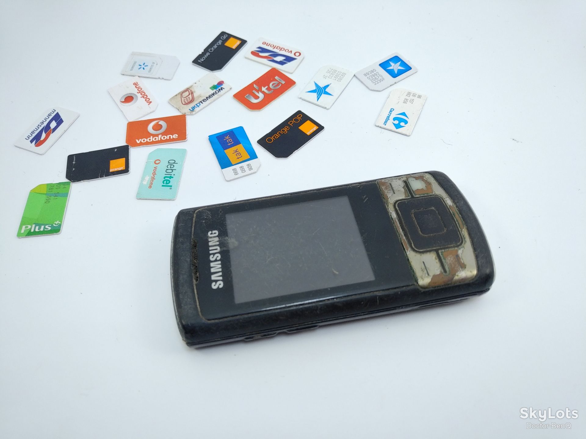 Samsung C3050 не вмикається - фото фото фото 1