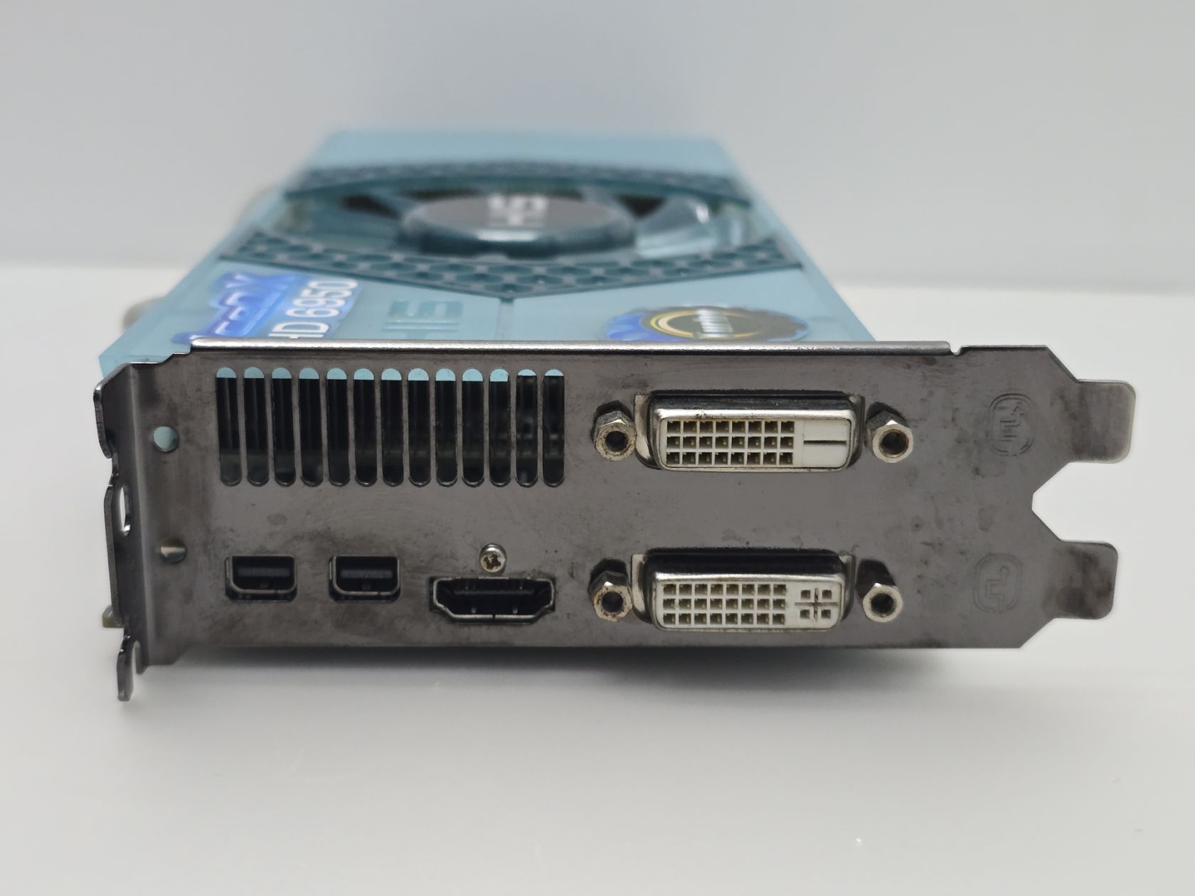 Видеокарта HIS Radeon HD 6950 2GB    (2GB,GDDR5,256 Bit,HDMI,PCI-Ex,Б/у) - фото фото фото 1