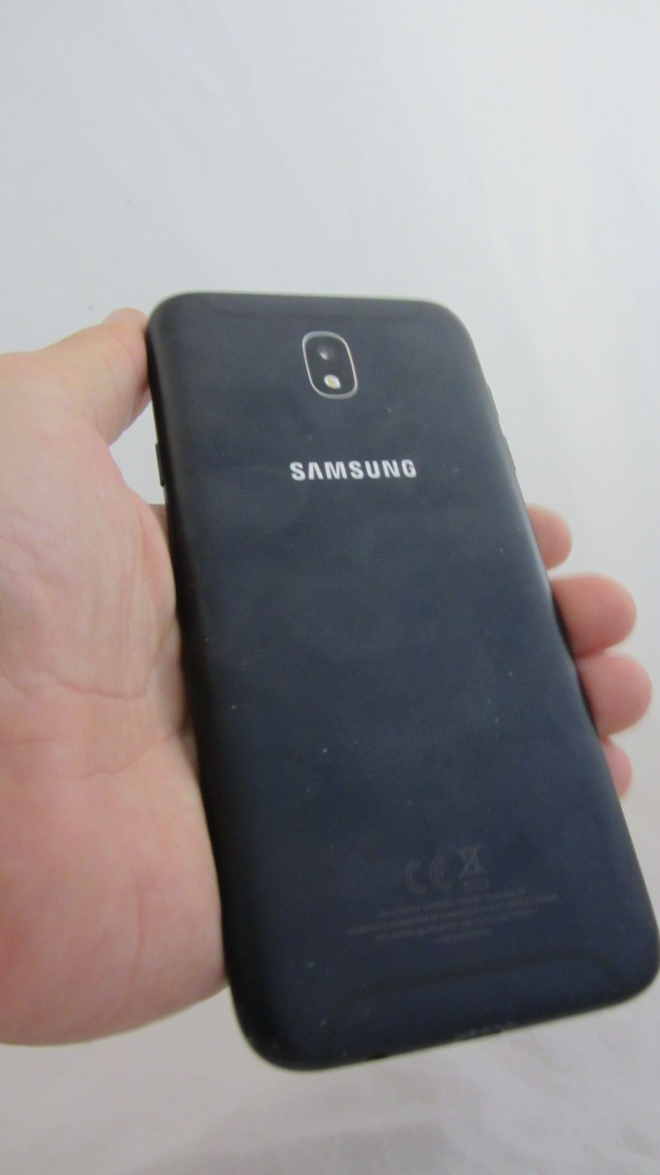 Samsung Galaxy J7  (2017)  (SM-J730F/DS) Black - фото фото фото 3