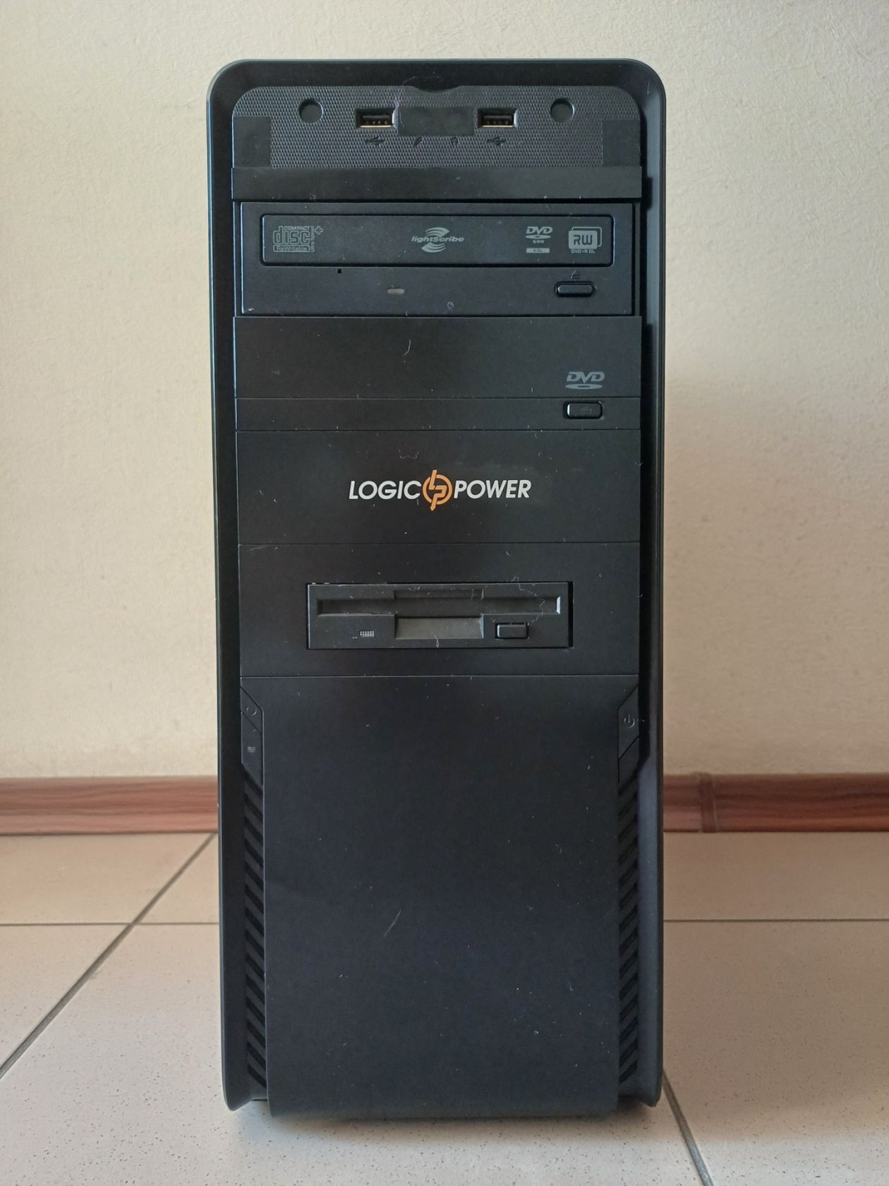 Системный блок Intel Celeron 2.8 GHz 1Gb DDR 40 HDD - фото фото фото 0