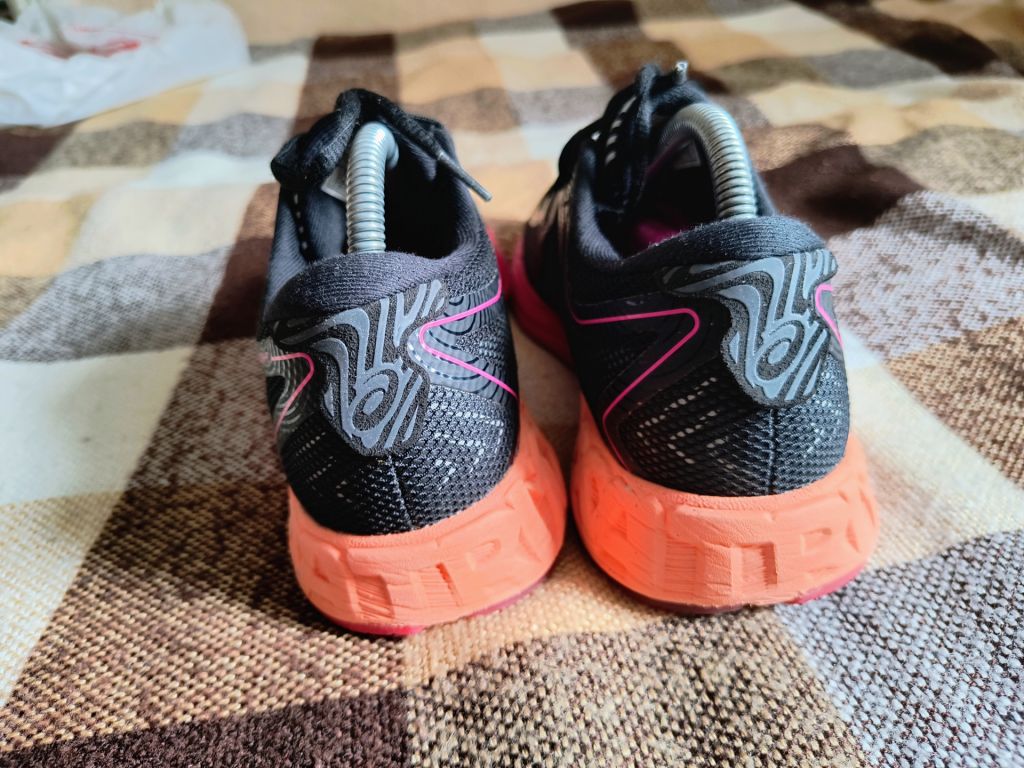 Кросівки Asics Noosa FF - фото фото фото 3