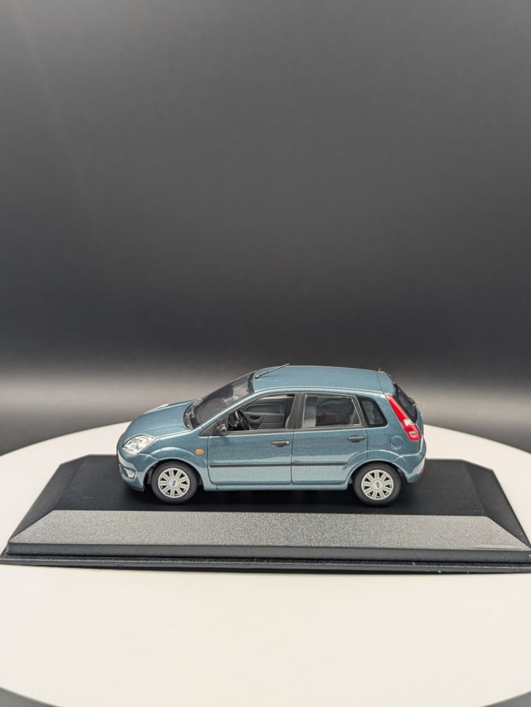Ford Fiesta 1:43 Minichamps - фото фото фото 1
