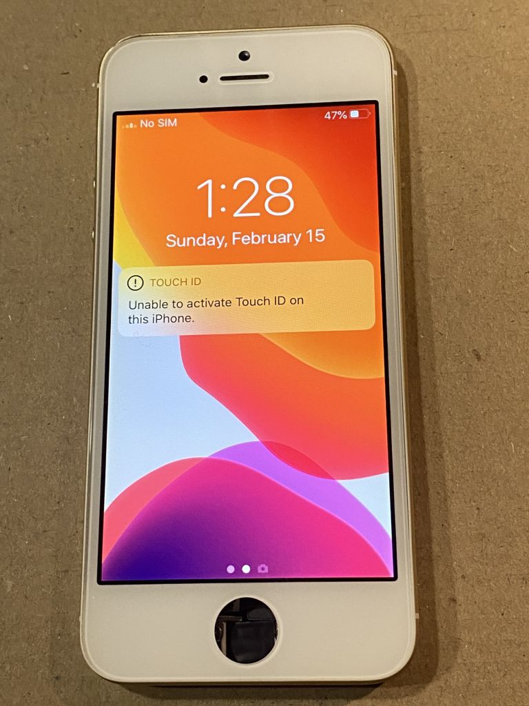 экран iPhone SE 2016 оригинал  (донор)+фронтальная камера - фото фото фото 0