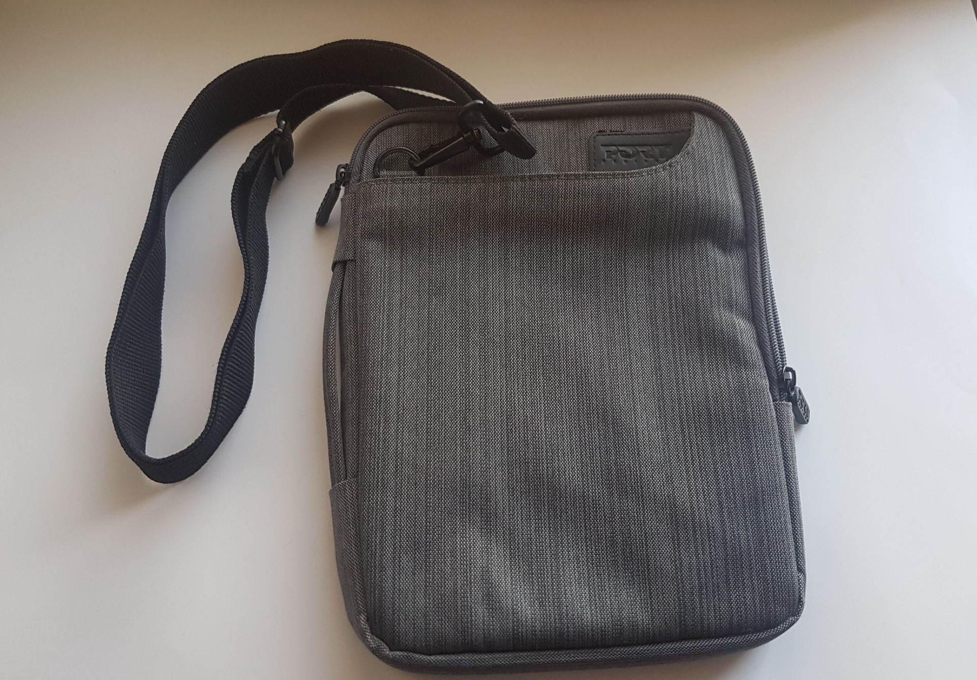 Cумка чехол для планшета PortDesigns Venice Tablet Bag 10,1 дюйма - фото фото фото 2