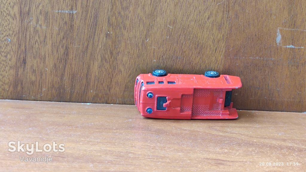 Corgi Juniors ERF Fire Tender made in Great Britain - фото фото фото 0