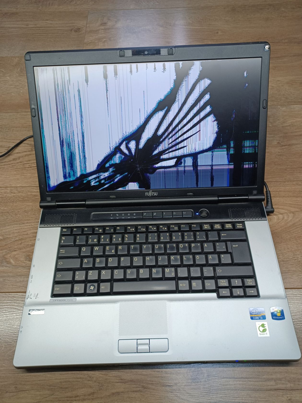 Ноутбук Fujitsu Lifebook E751 №72 - фото фото фото 0