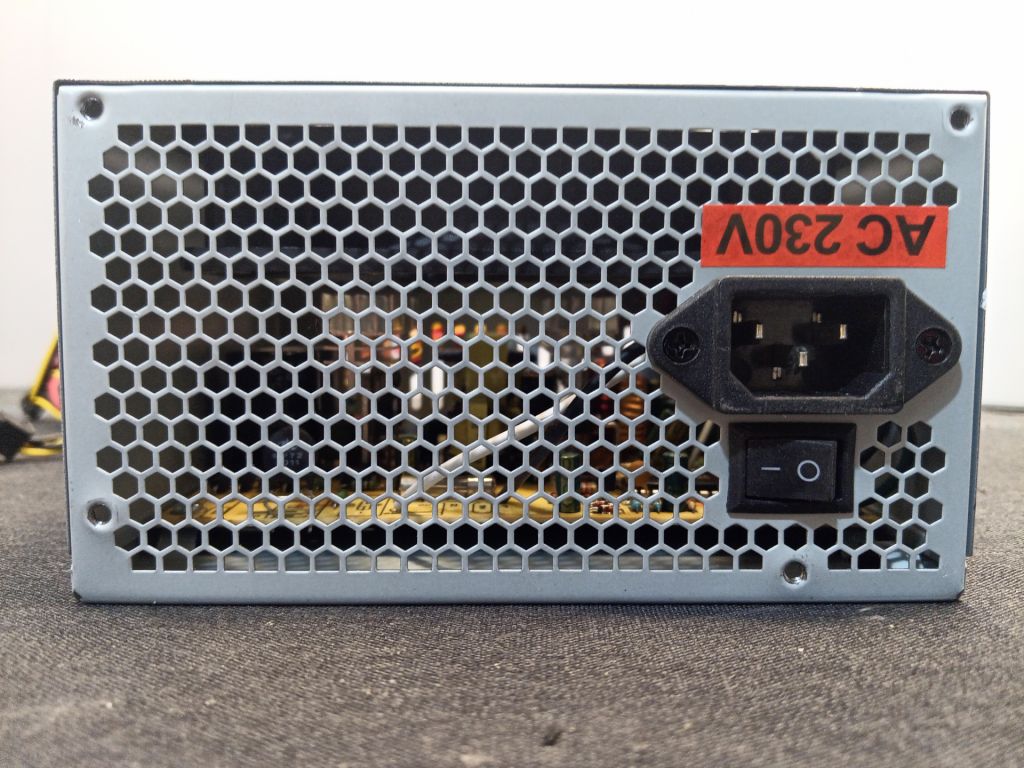 Б/У Блок живлення Vinga model: PSU-400-12 400W / 120FAN  код Б337 - фото фото фото 1