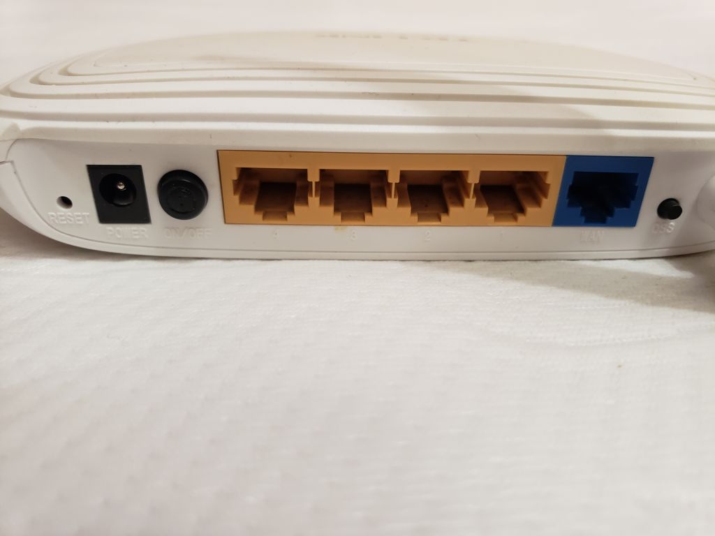 Роутер TP-LINK   mobel  TL- WR740N - фото фото фото 1