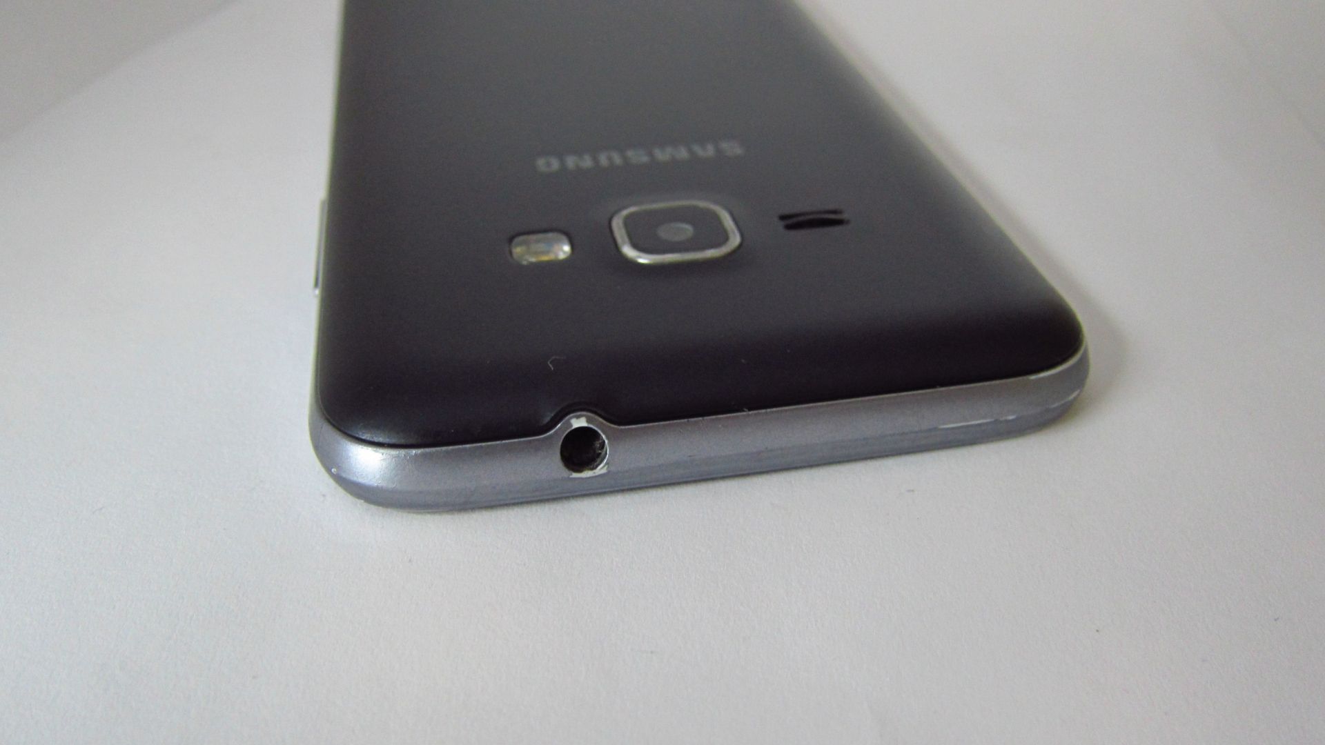 Samsung Galaxy J1 SM-J120H - фото фото фото 4