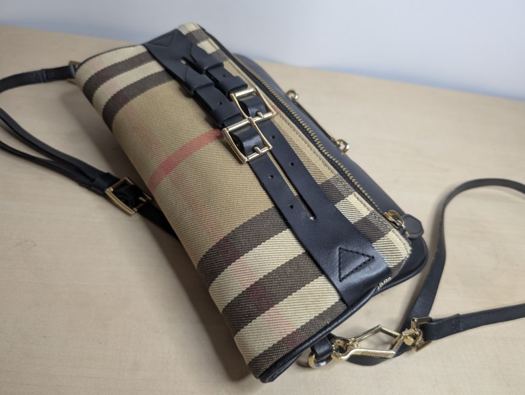 Сумка-трансформір жіноча Burberry. Натуральна шкіра + канвас. - фото фото фото 2