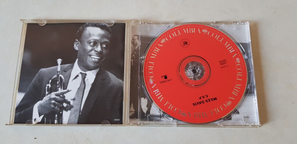 Miles Davis E.S.P CD фірмовий - фото фото фото 2