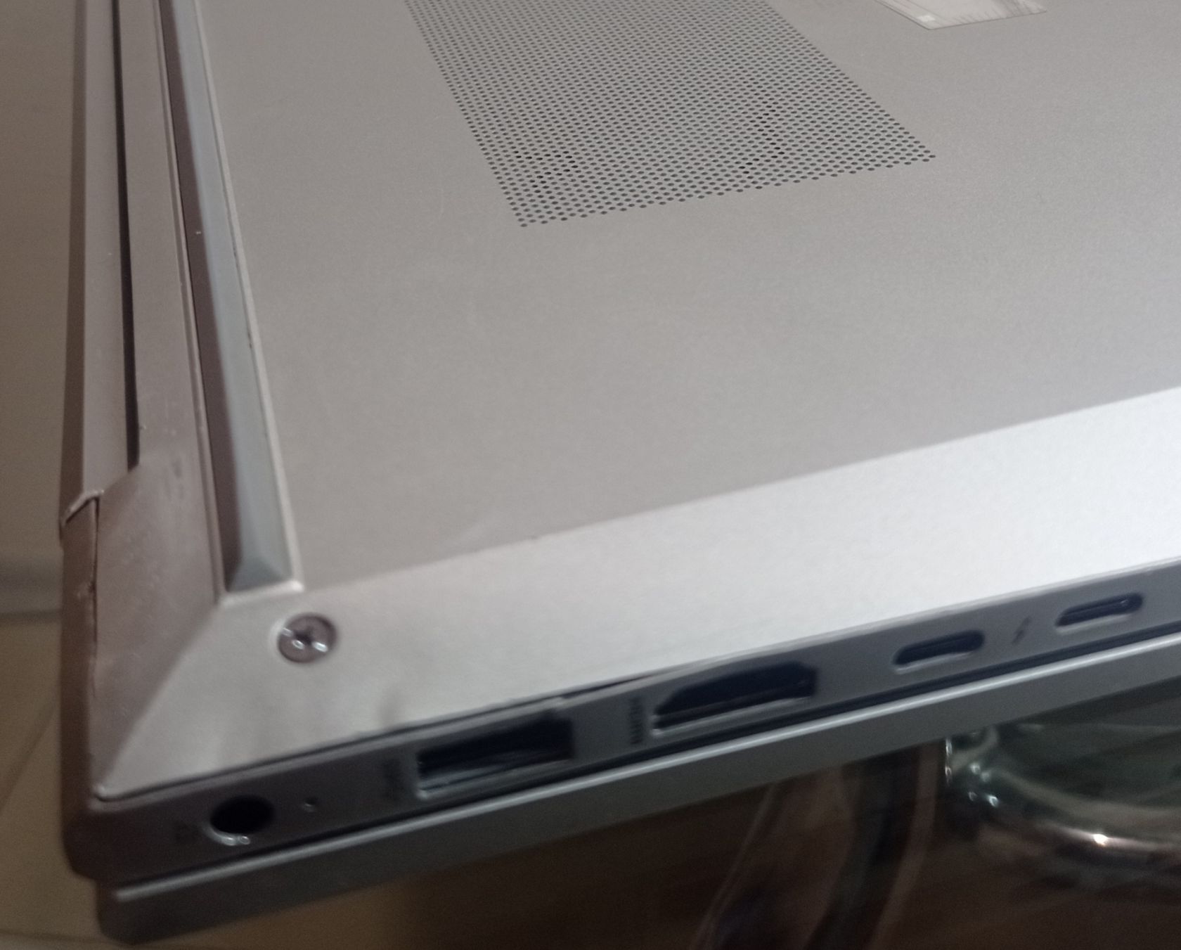 Ноутбук HP EliteBook 850 G8 - Core i7-1185G7 - фото фото фото 2