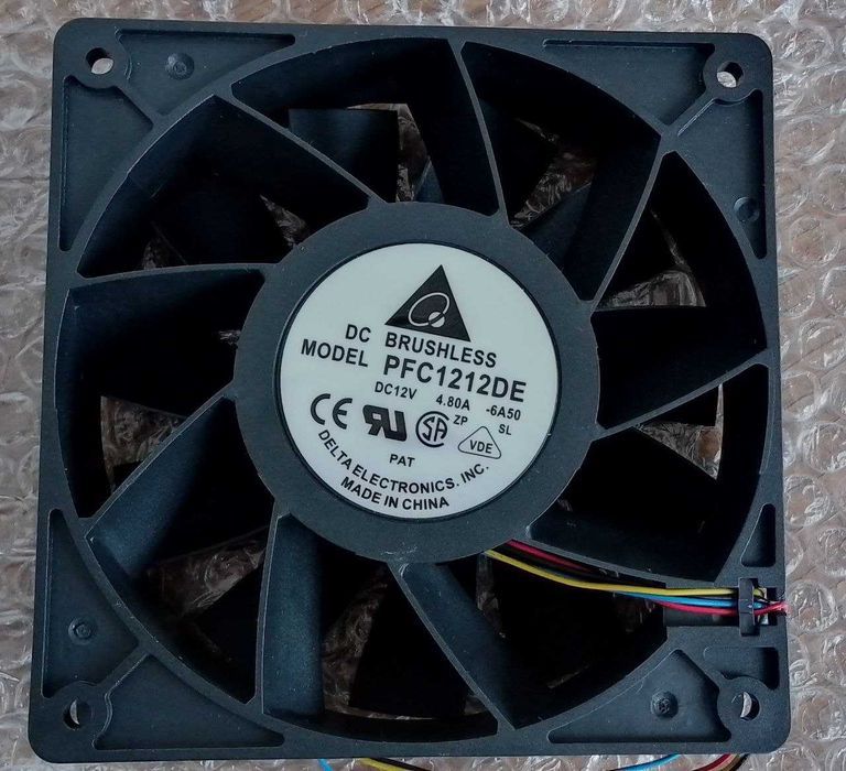 Кулер вентилятор Delta Electronics PFC1212DE 12V, 4.80A, 4pin, 6000RPM - фото фото фото 1