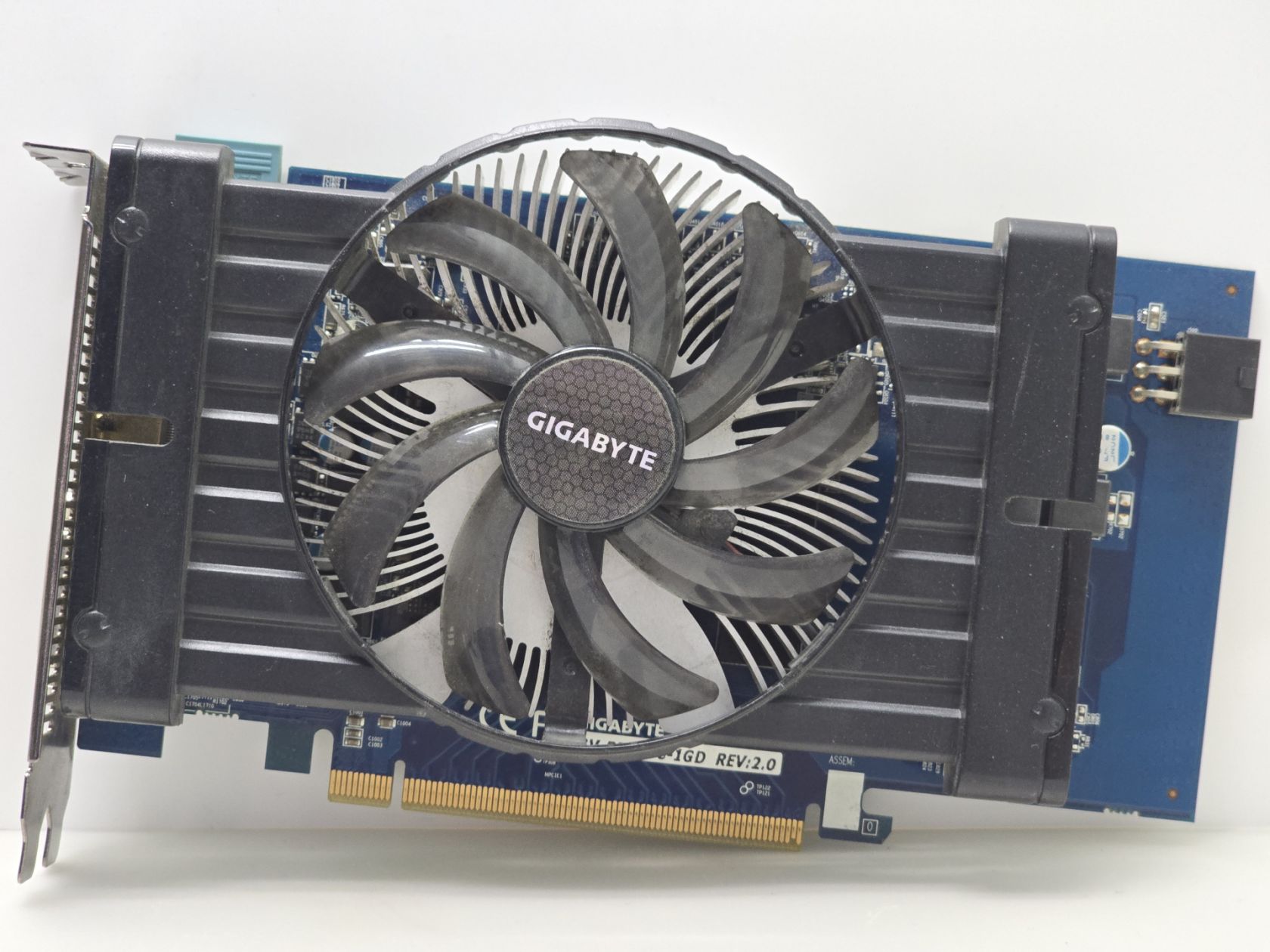 Видеокарта Gigabyte Radeon HD 7770 1GB  (GDDR5,128 Bit,HDMI,PCI-Ex,Б/у) - фото фото фото 0