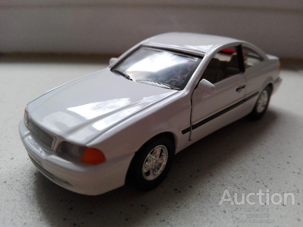 1/43 VOLVO C70. CARARAMA. - фото фото фото 1