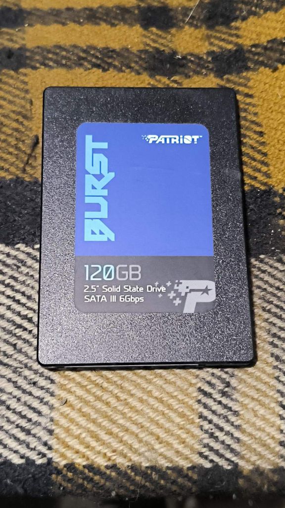 Диск SSD PATRIOT BURST ELITE PBE120GS25SSDR 120GB №28 - фото фото фото 0