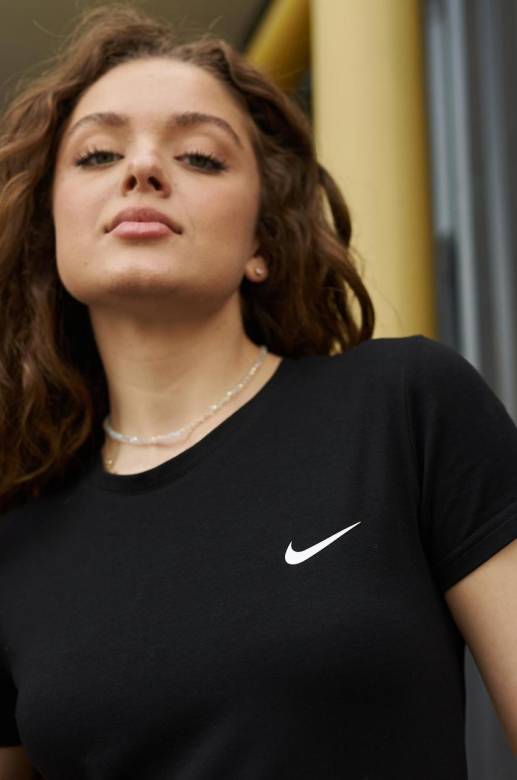 Женская футболка Nike черная - фото фото фото 2