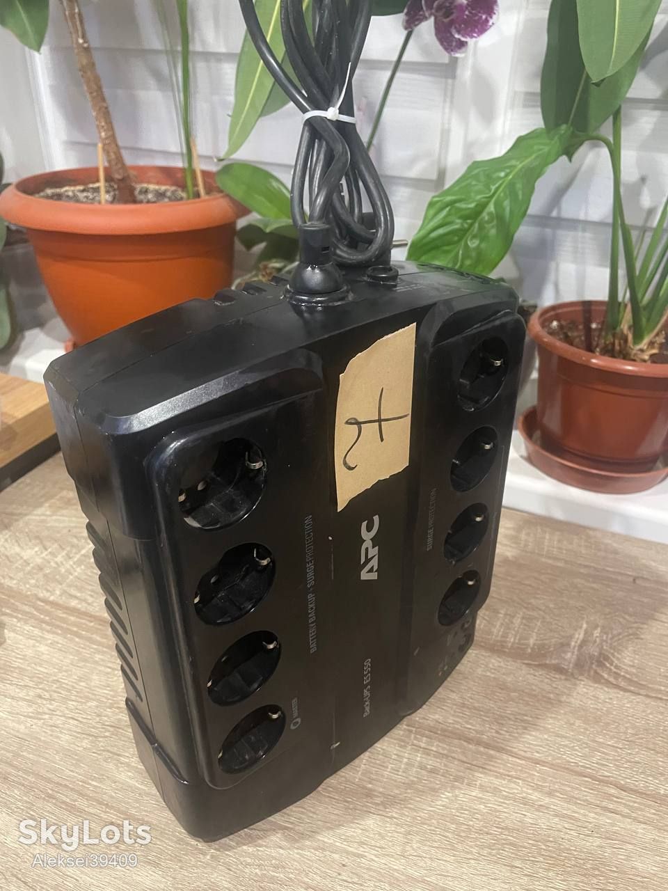 Джерело безперебійного живлення  (ИБП) APC Back-UPS ES 550VA / 330W  (BE550G-RS) - фото фото фото 5