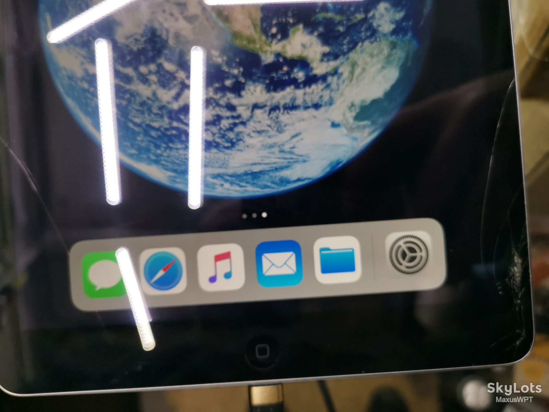 #1177 Sklad Apple Ipad Air silver 16 5 a1474 - фото фото фото 1