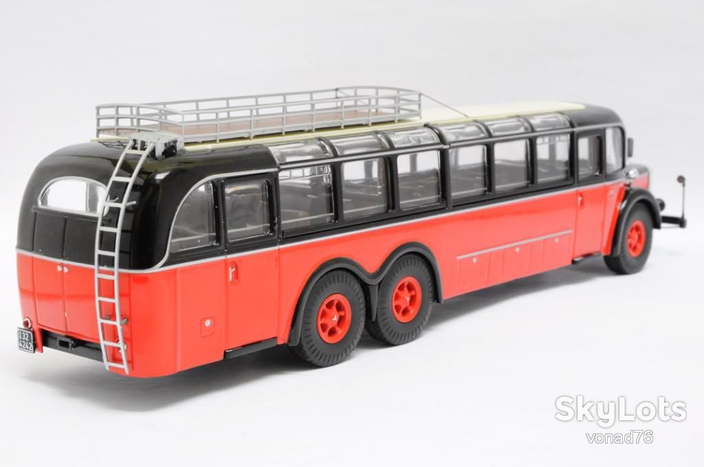 1/43 MERCEDES-BENZ O 10000. PREMIUM ClassiXXs. - фото фото фото 3
