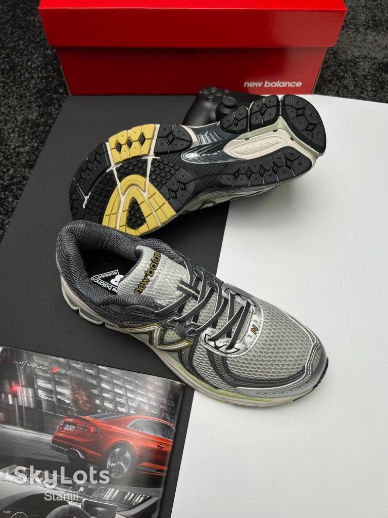Кросівки New Balance 860v2 Grey Silver - фото фото фото 2
