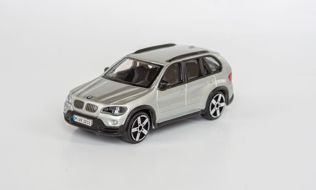 1:43 BMW X5  (E53) 2003-06 silver, Bburago - фото фото фото 1