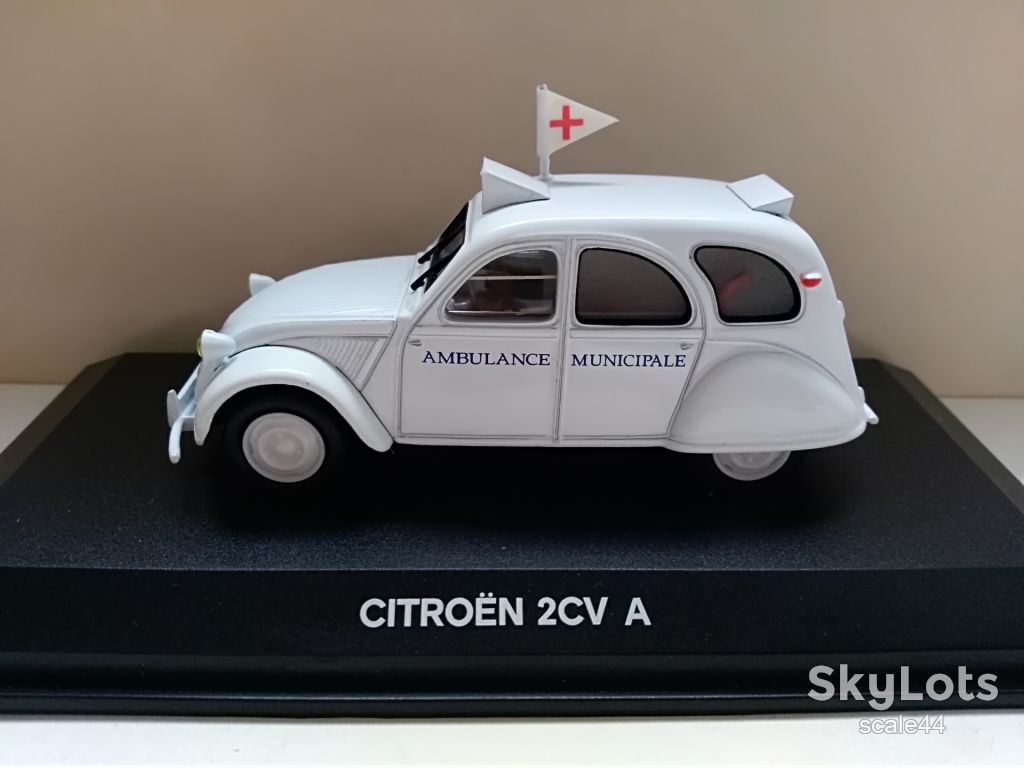 Citroen 2CV Ambulance.Norev.1/43 - фото фото фото 1