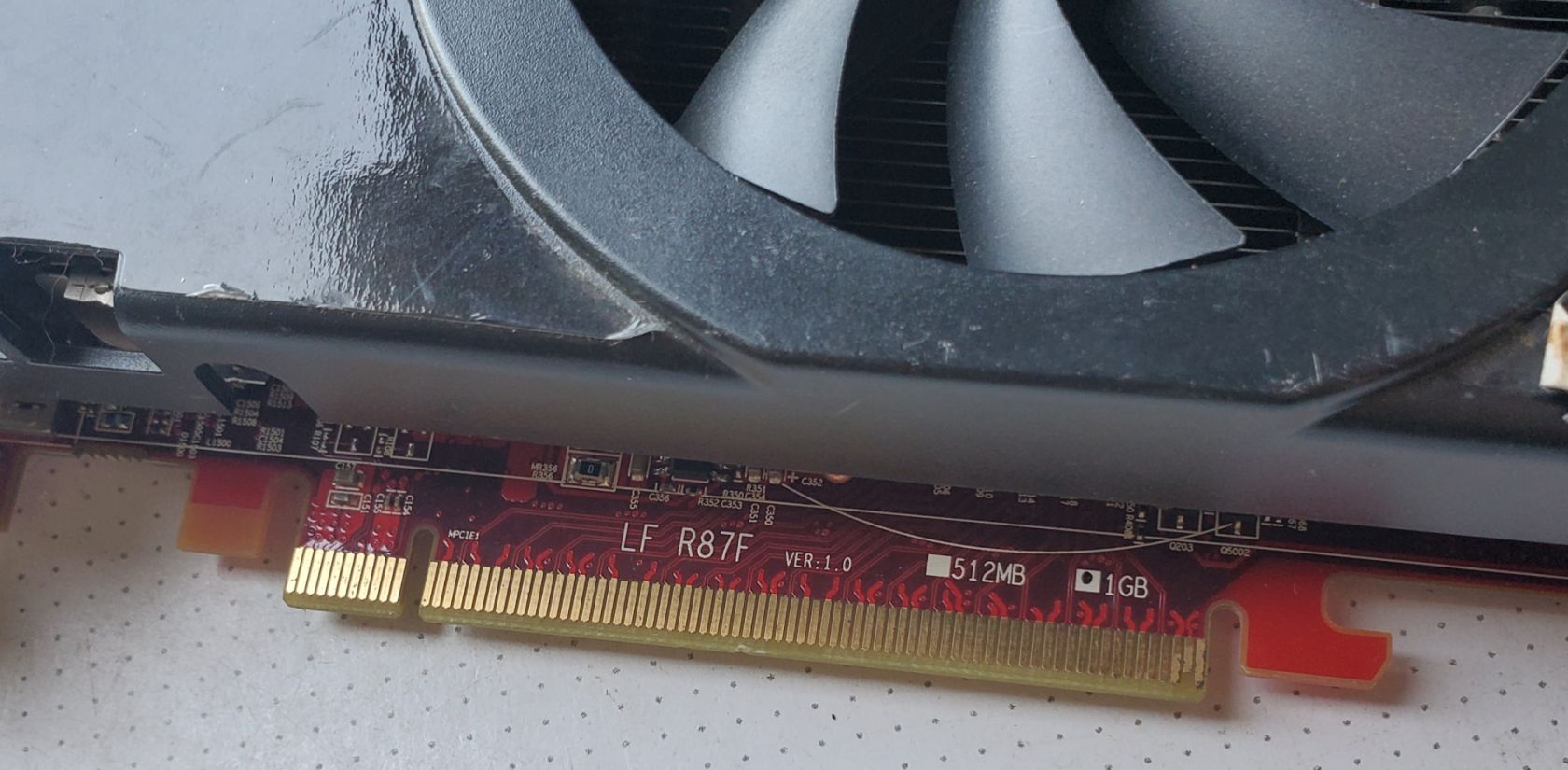 Видеокарта HD5850 - фото фото фото 1