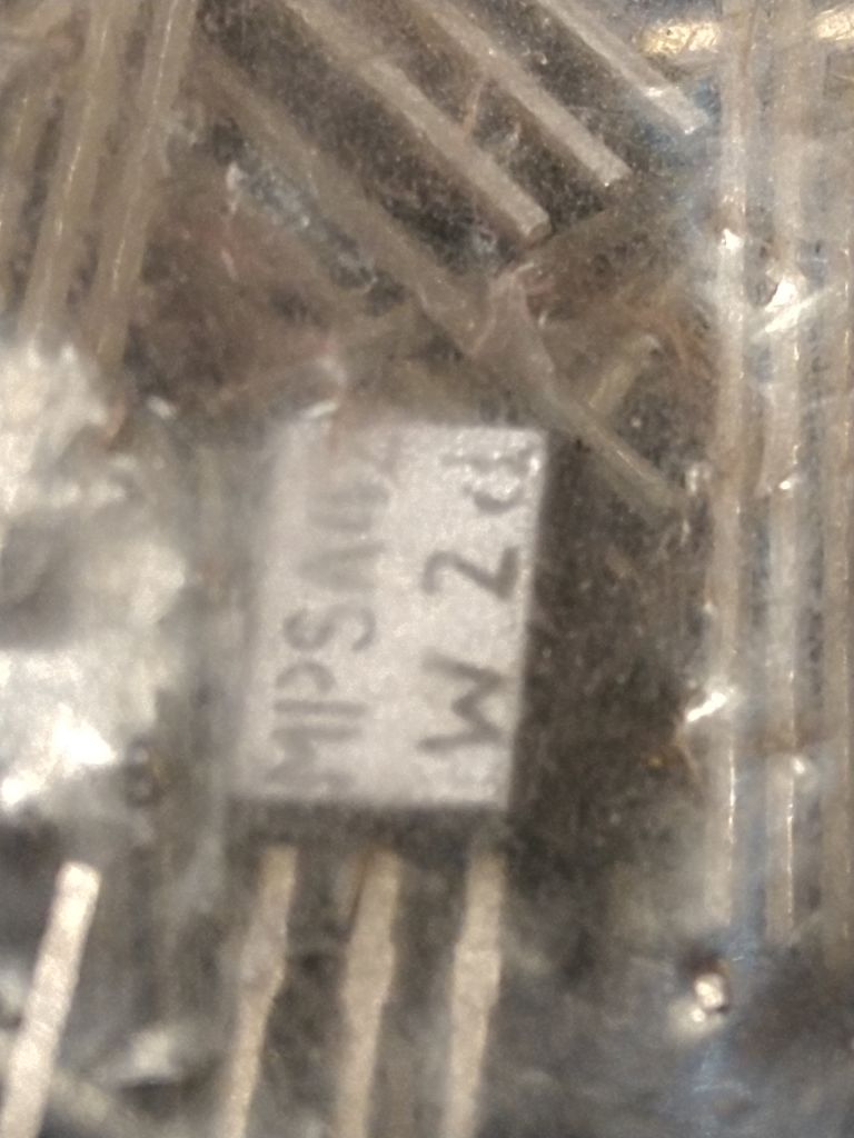 Транзистор 300 вольт TO92 A42 MPSA42 - фото фото фото 3