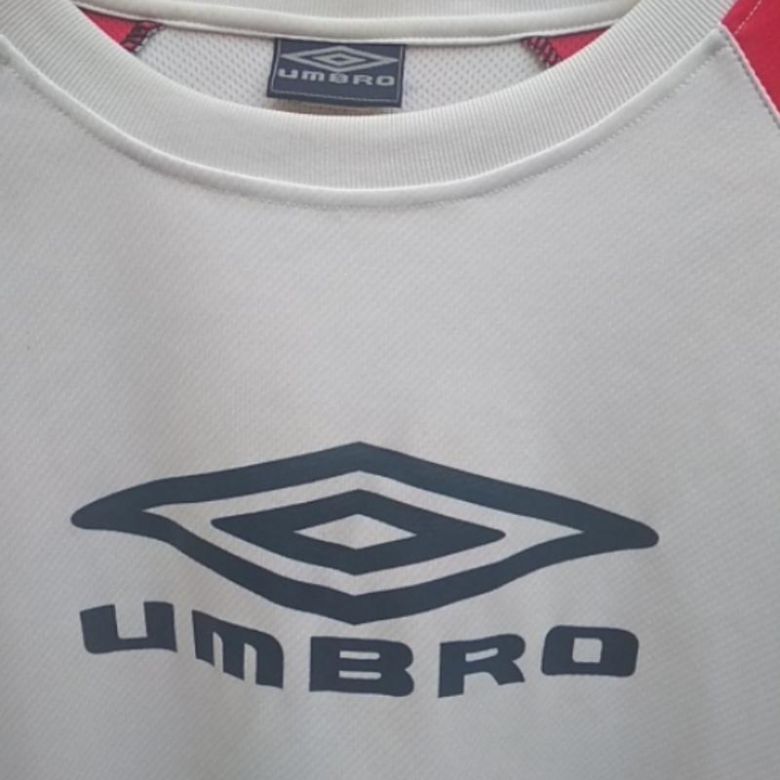 Футболка, теніска фірми umbro - фото фото фото 2