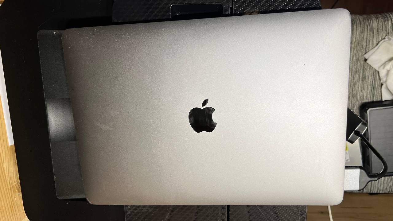 Macbook Pro Retina Early 1708 2017 - фото фото фото 7