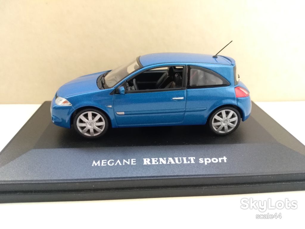 Renаult Megan Sport.Universal Hobbies.1:43 - фото фото фото 1