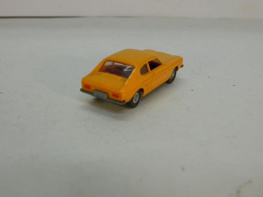 Автомобіль Ford Capri. WIKING 1:87 H0  (11724.50/2+). - фото фото фото 1