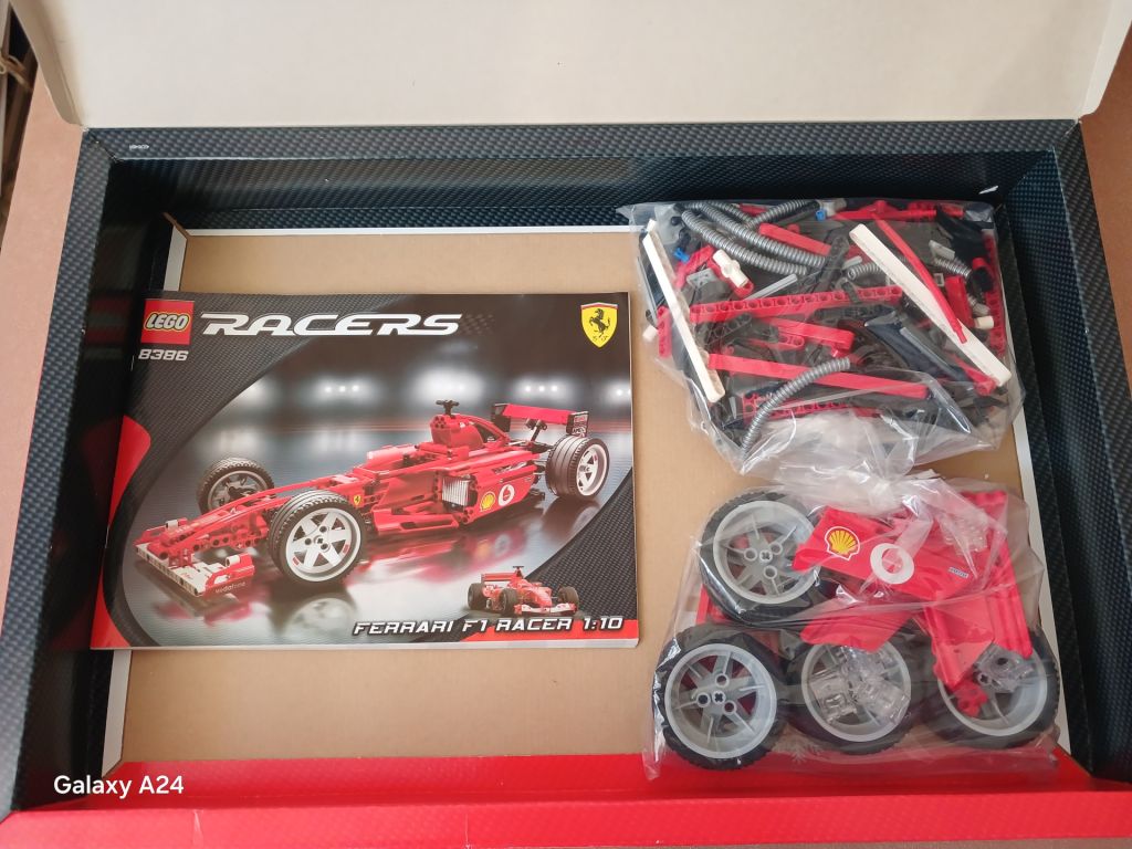 Lego 8386  Racers, 2004 рік, Ferrari, 719 деталей - фото фото фото 1