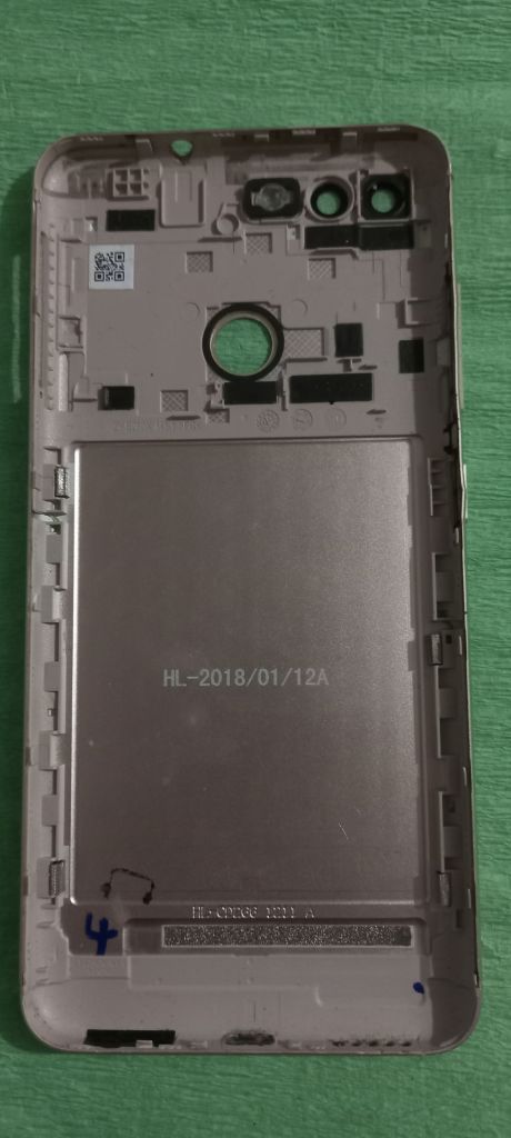Задняя крышка Asus Zenfone Max Plus    ( M1 ) - фото фото фото 3