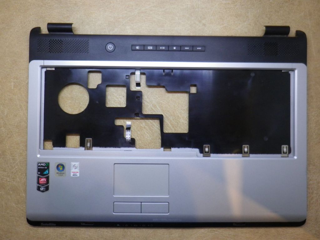 Б/У Топ кейс на TOSHIBA L350D-11K - фото фото фото 0