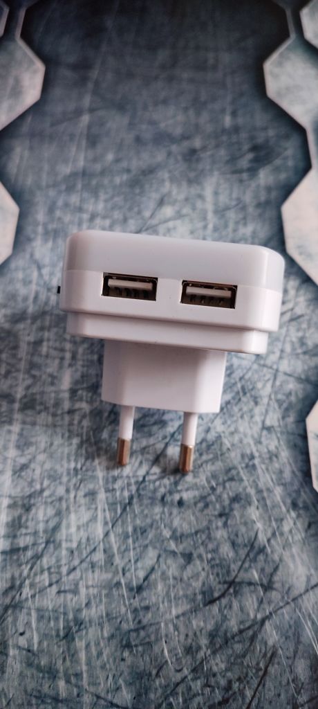Блок питания 2 usb с ночником - фото фото фото 1