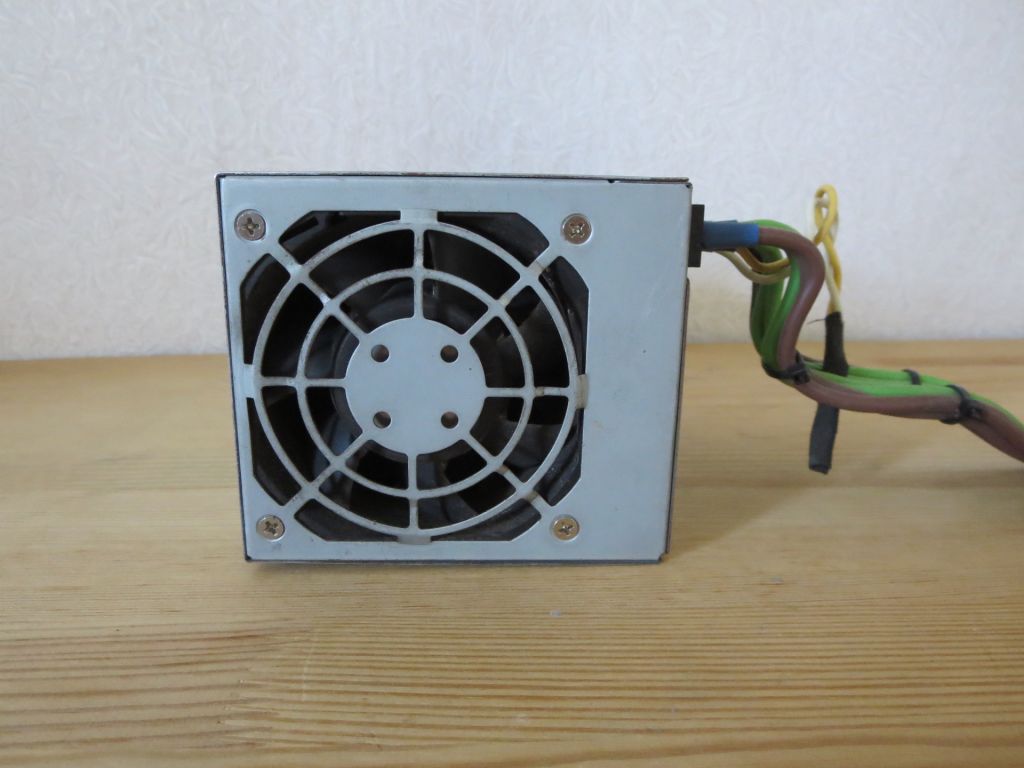 Блок питания серверный Delta DPS-1300BB 12V 106A 1300W - фото фото фото 3