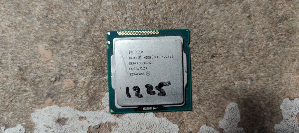 Процессор Intel Xeon E3-1225 V2 3.20GHz LGA1155 № 242606246 - фото фото фото 0