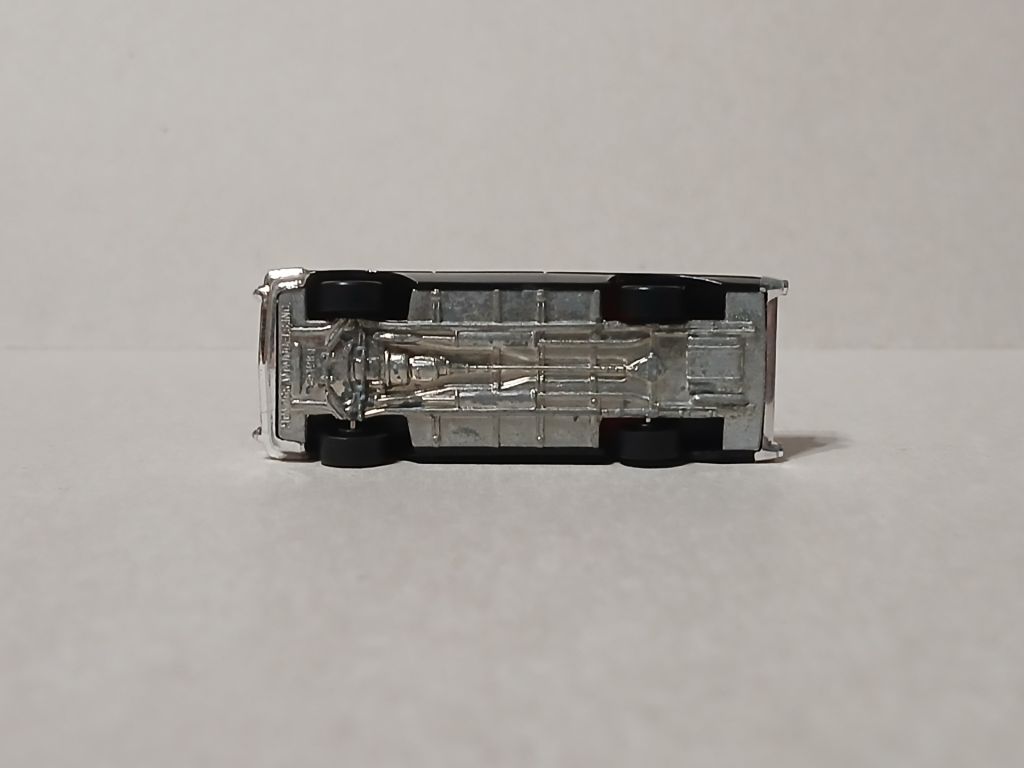 Автомобіль CHEVROLET BelAir'57. MONOGRAM 1:87 H0   (11719.30/3+). - фото фото фото 4