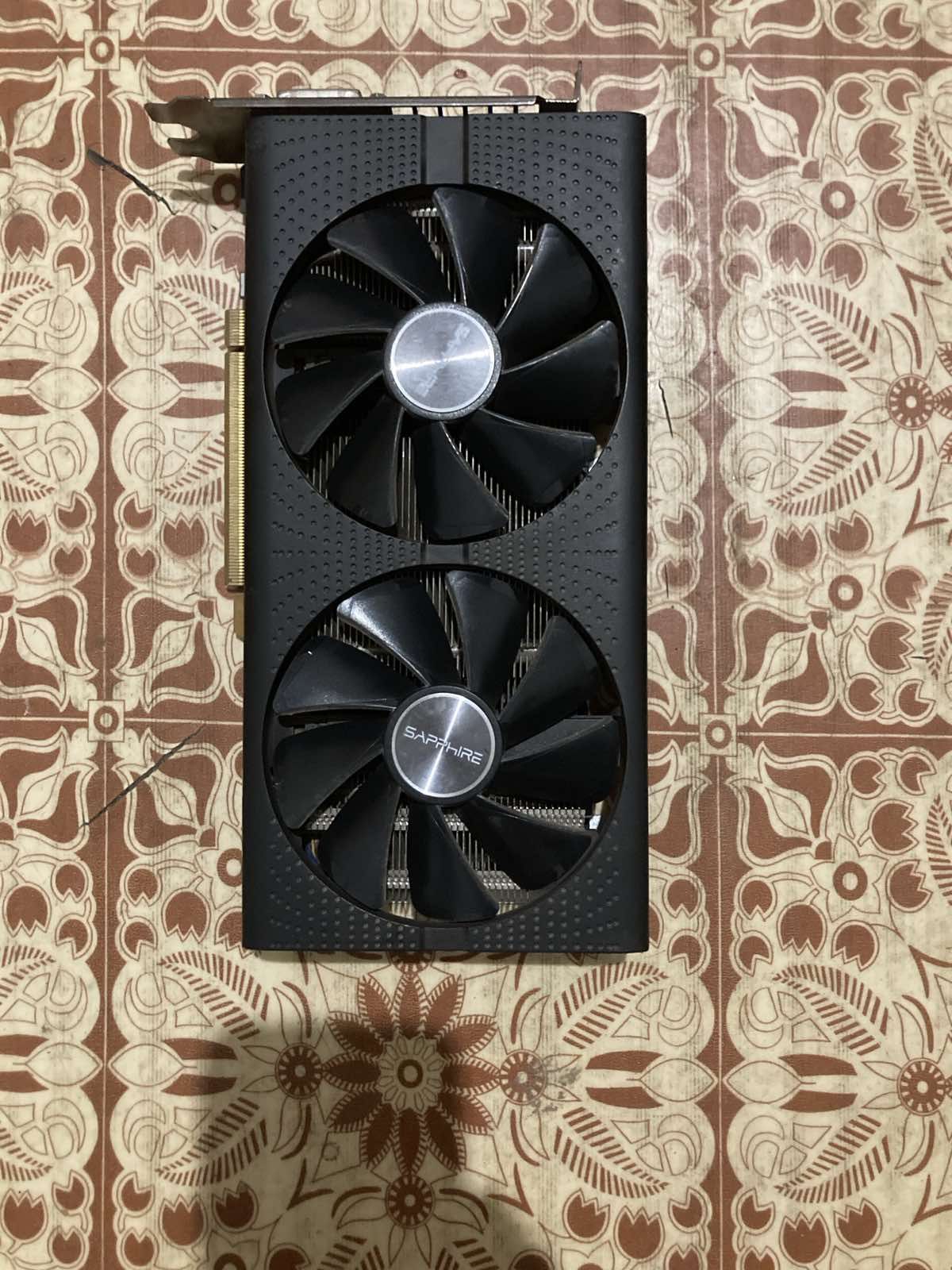 RX 580 8 Gb  Sapphire - фото фото фото 0