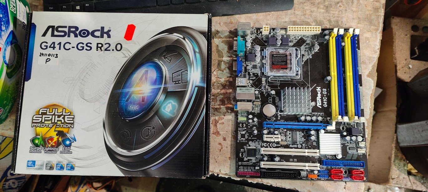 Мат. плата ASRock G41C-GS R2.0 LGA775 G41 PCI-E+SVGA+GbLAN SATA MicroATX 2DDR2+2DDR3 № 24110113/1 - фото фото фото 0