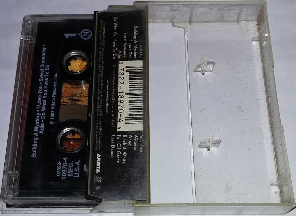 SARAH McLACHLAN Surfacing.  Cassette  (US) - фото фото фото 1