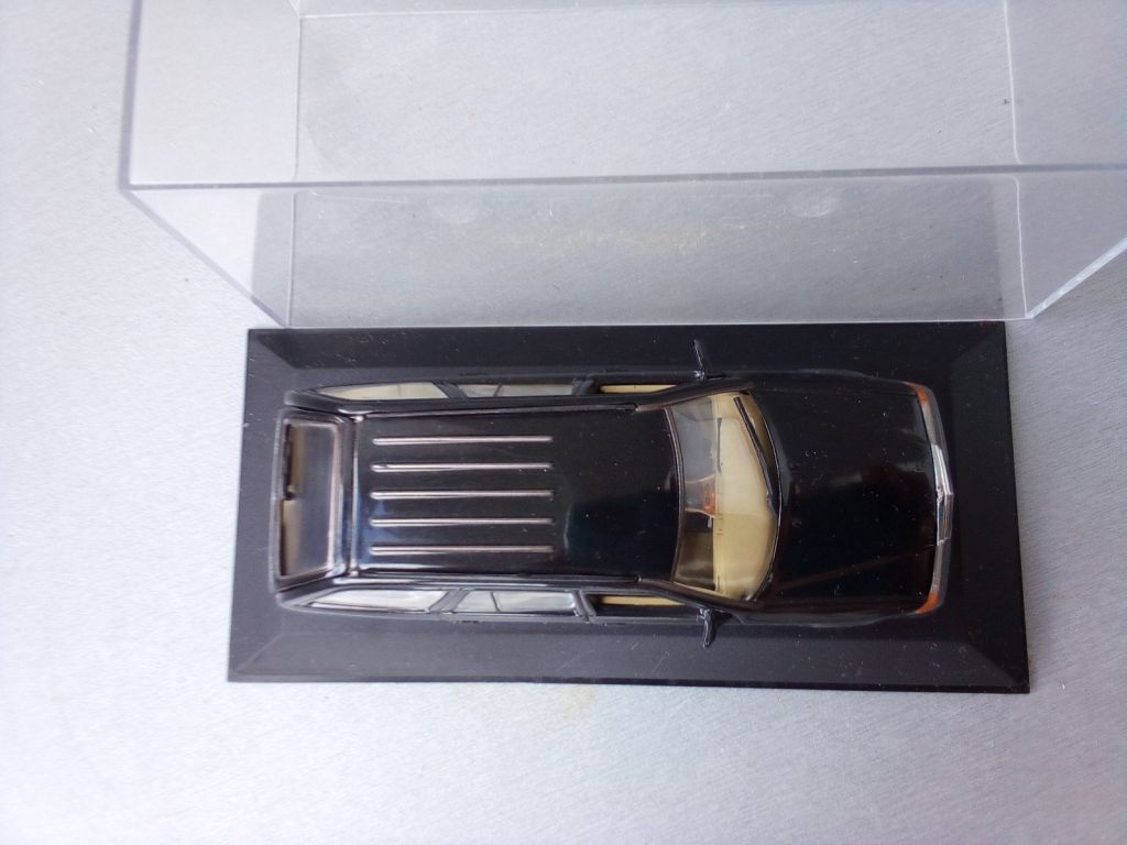 1/43 Minichamps Mercedes Benz 300 TE 1990 - фото фото фото 4