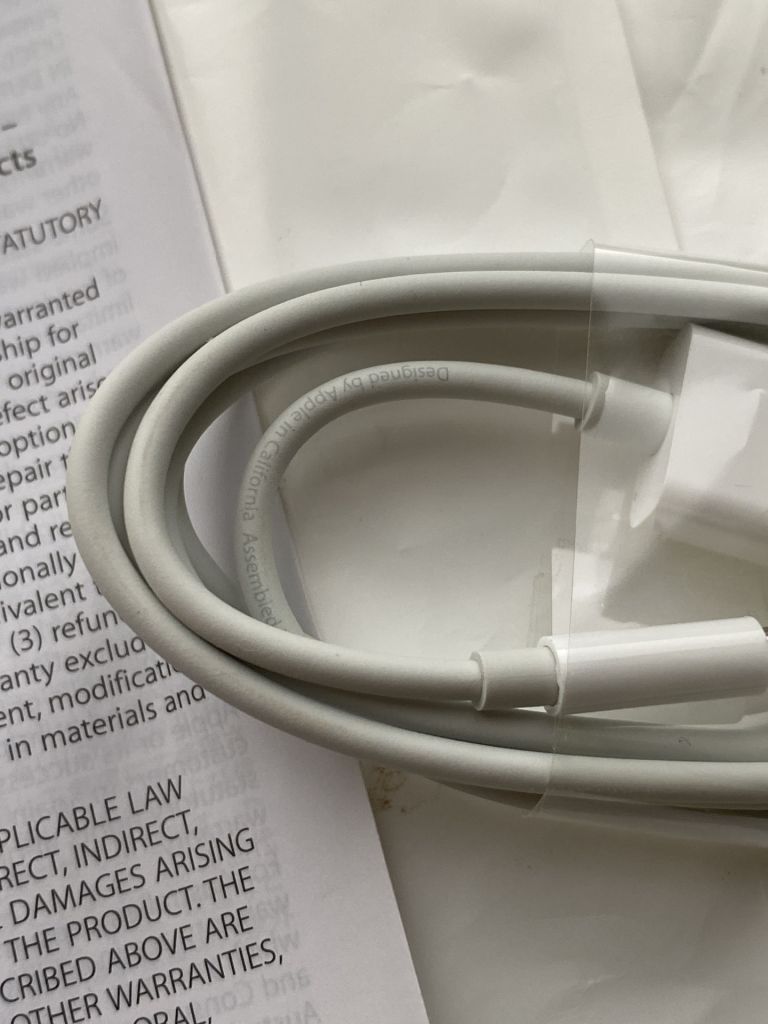 кабель USB для ipod shuffle   (оригинал) - фото фото фото 1
