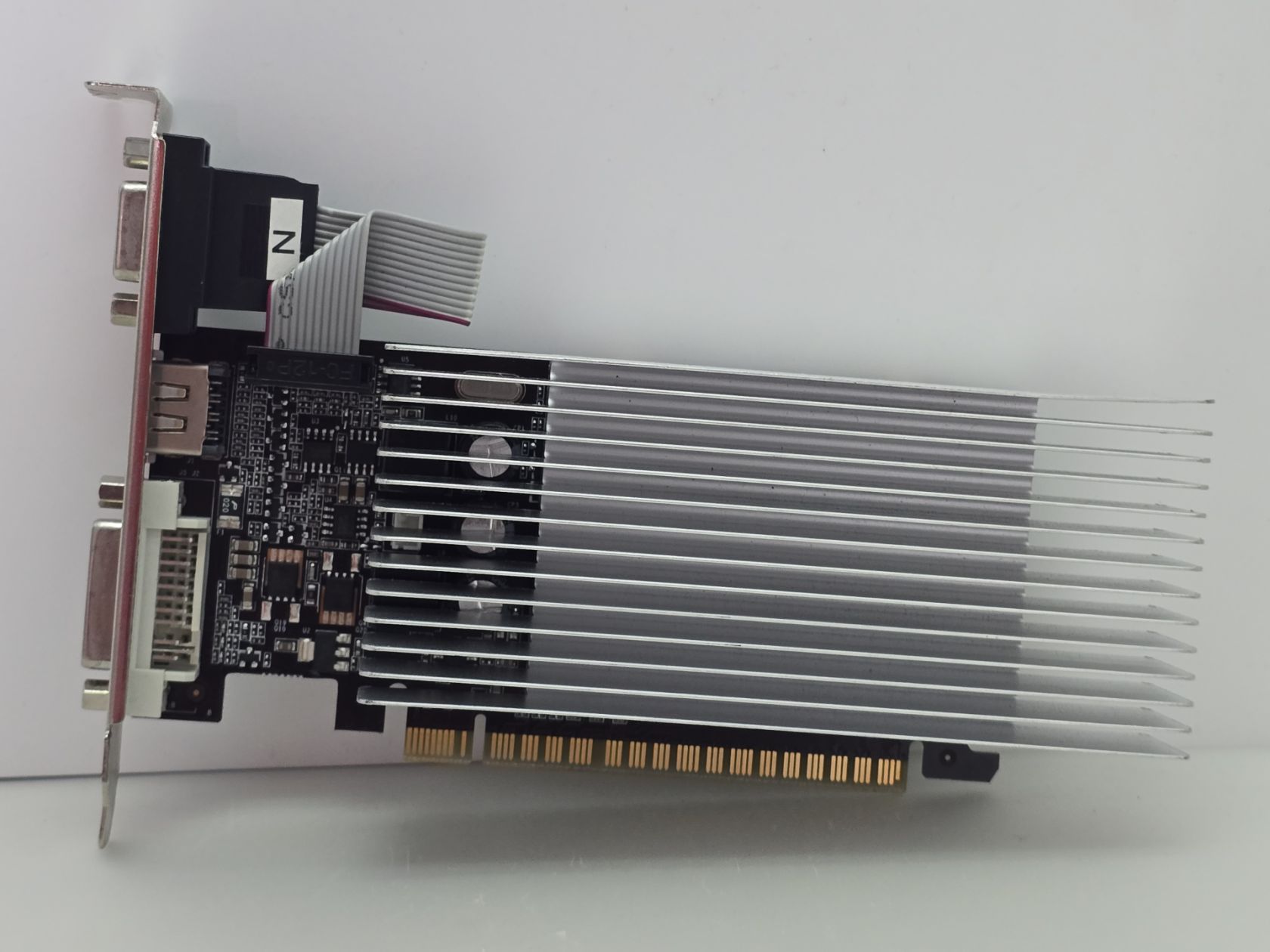 Видеокарта PALIT GeForce GT 610 1GB   (1Gb,GDDR3,64 Bit,HDMI,PCI-Ex,Б/у) - фото фото фото 0
