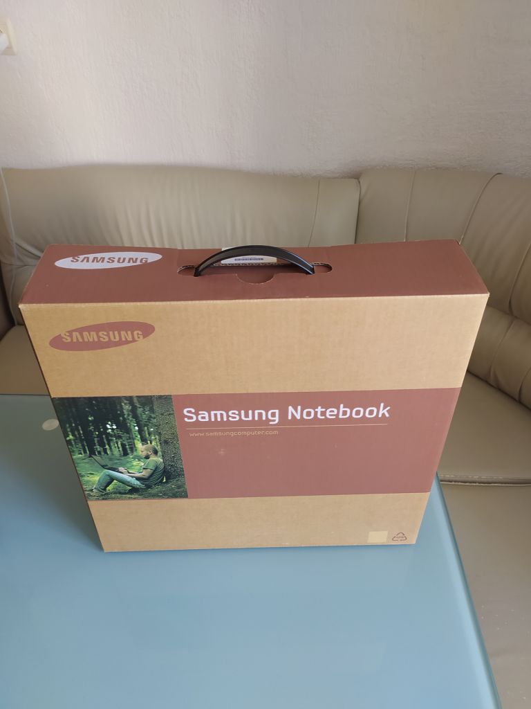 Коробка від ноутбука samsung R528 - фото фото фото 1